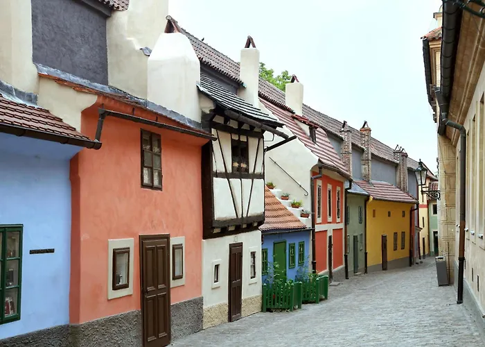 Quiet G3 Near The Castle Praga